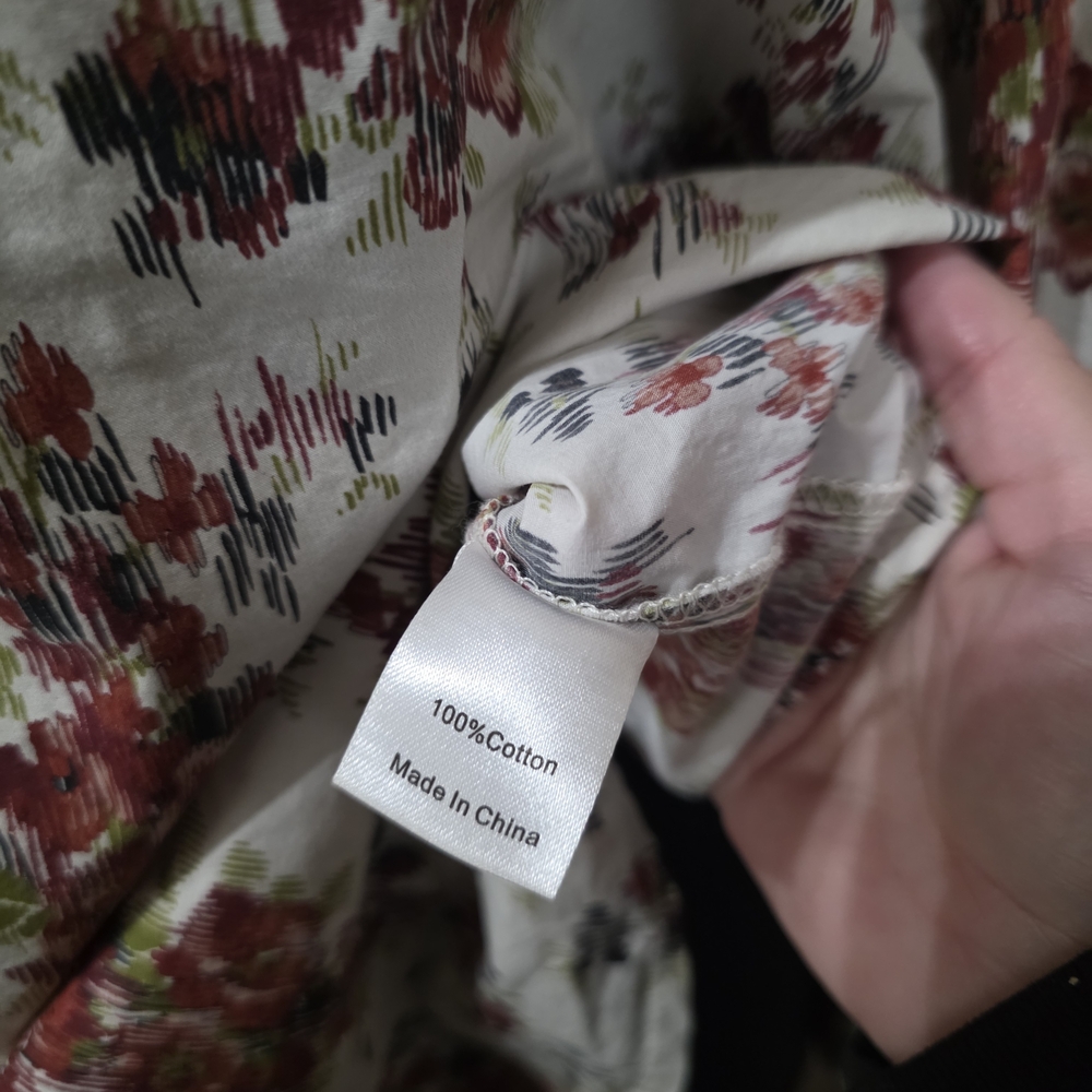 Tuckernuck Multicolor Floral Blouse - Picture 6 of 8